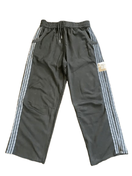 The GV Gallery Triple Black Lil Leon Flared Sweatpant